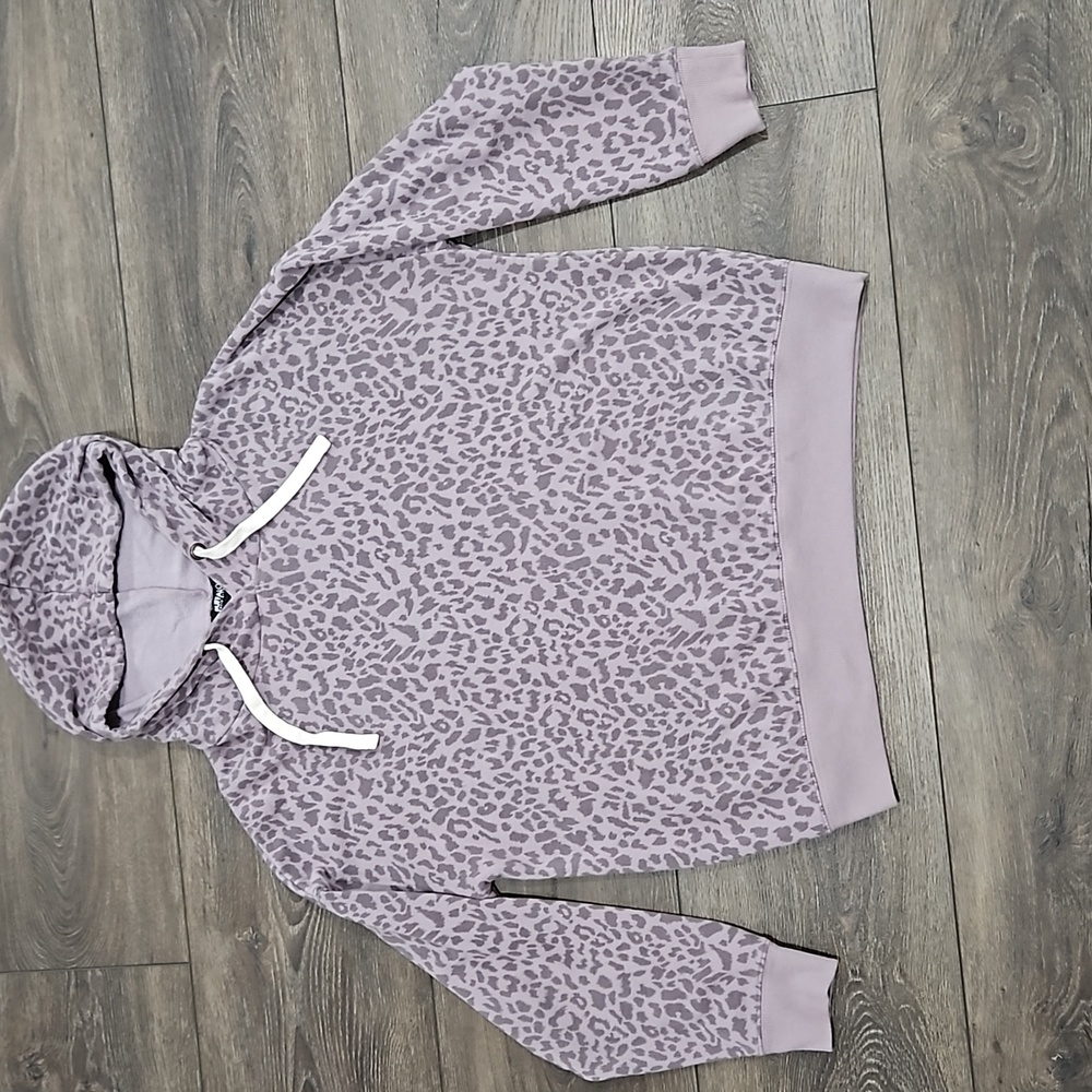 Buffalo sweater with cheetah print